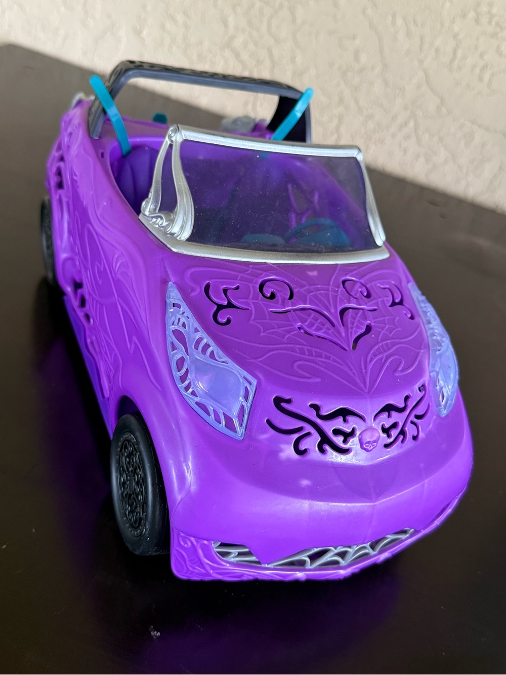 Monster High - 2012 Scaris City of Frights - Purple Convertible Doll Car